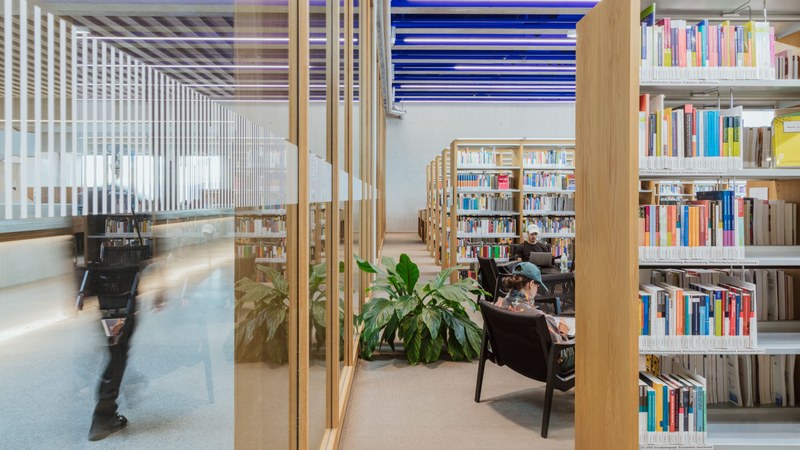 Campus Muttenz_Bibliothek_2560x1440.jpg