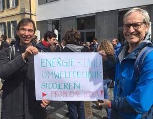 Christoph Gossweiler (links) und Klaus Eisele an der Klimademonstration in Winterthur.